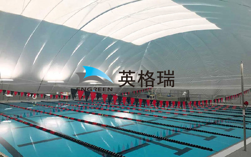 江蘇省 外國語中學的午夜电影福利遊泳池項目