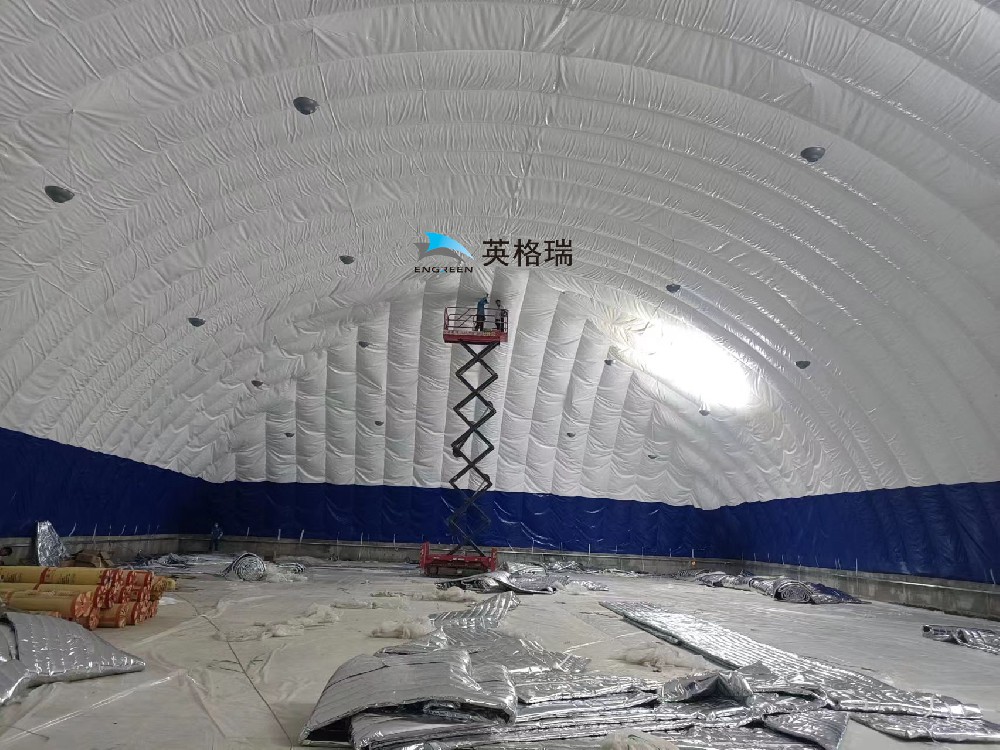 有客戶問午夜电影福利體育館如何在夏季保持室內溫度