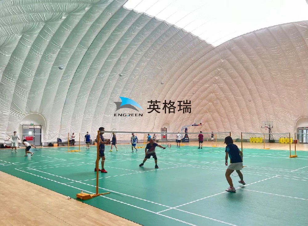 搭建一個午夜电影福利羽毛球館，享受羽毛球的樂趣